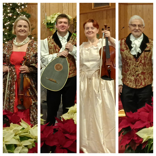 Polish Christmas performers &ndash; plus audience!